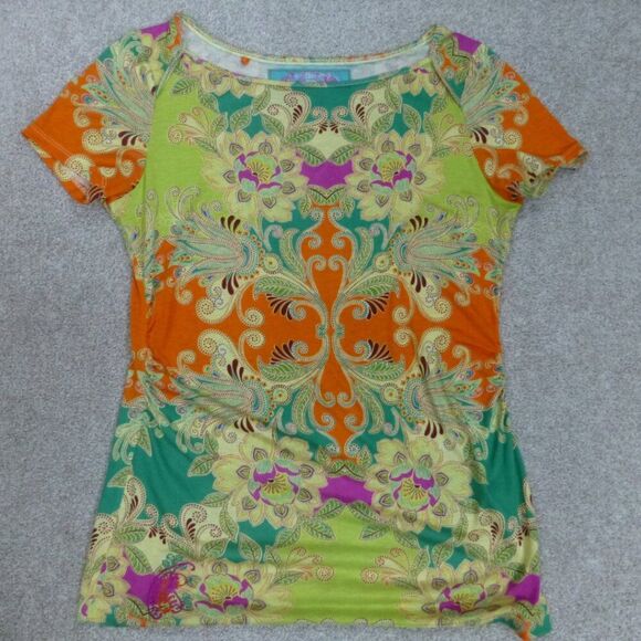 Robert Graham Muli-Color Tencel Blend Short Sleeve Top - Picture 10 of 10